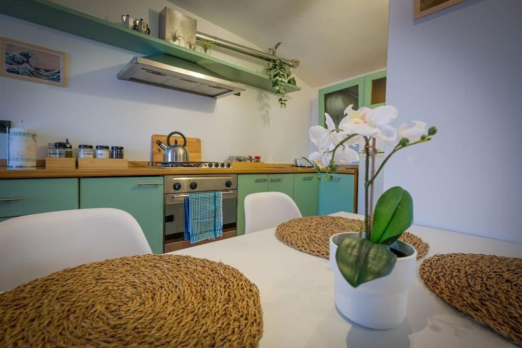 Intero Alloggio: Frida'S Apartment Bergamo Exterior photo
